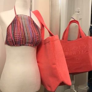 NWOT Halter bikini top with beach bag